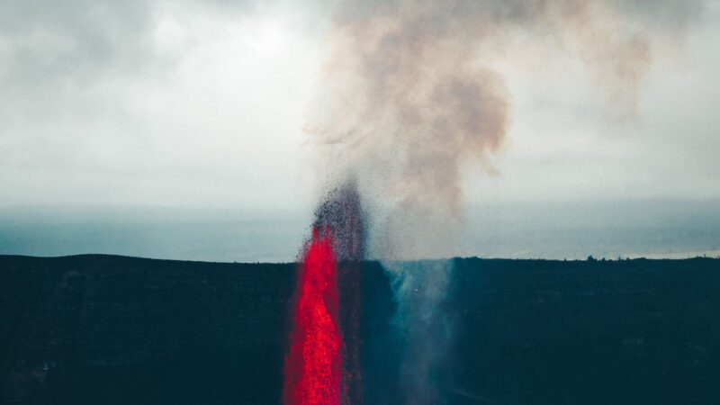 Volcanic gas plume drifting from a Kilauea lava fountain, the source of Kona's vog